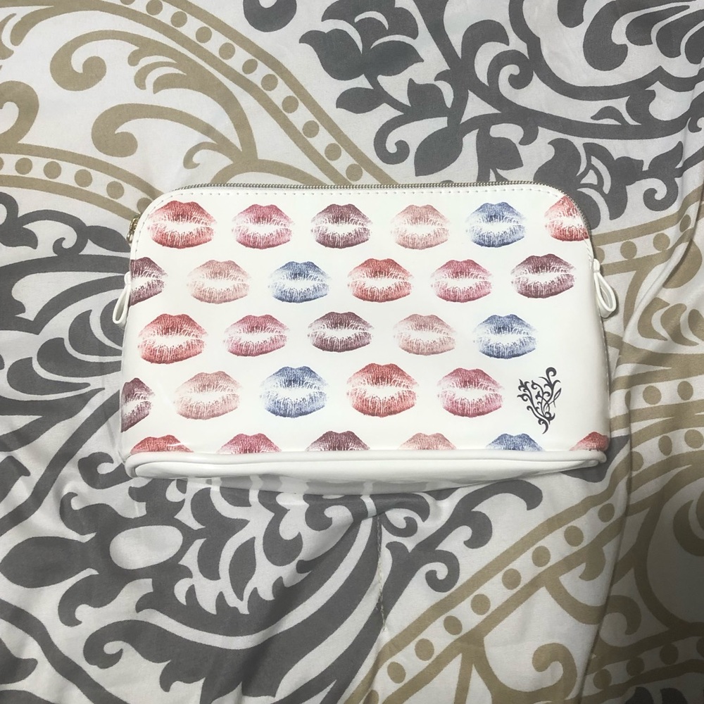 Younique makeup bag